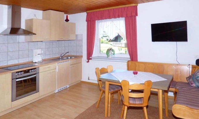 Oberlindbergmuhle Apartment | Apartment no. 2 | Apartment with 2 separate bedrooms and large balcony