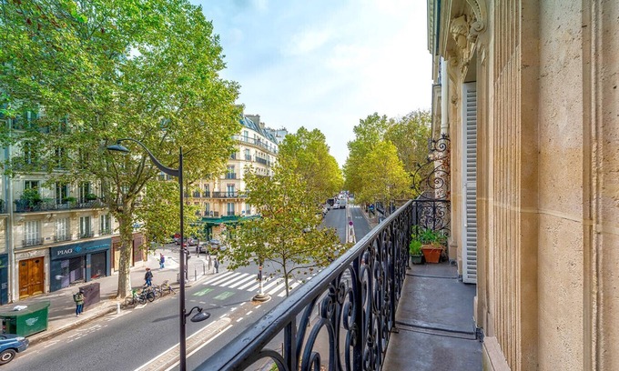 5th Arrondissement Apartment | Apartment Notre Dame, bd Saint Germain