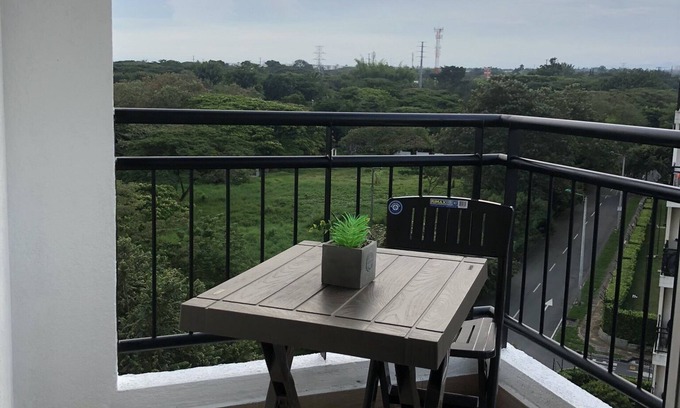 Cali Apartment | Apartment on 8 floor with forest and mountains view