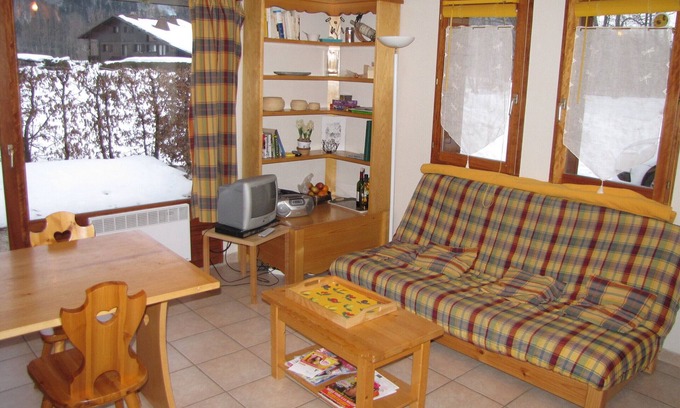 Samoens Apartment | Apartment on the ground floor facing south in Samoëns of 43 m2