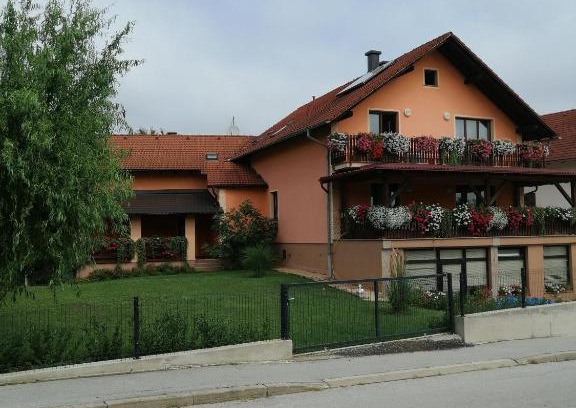 Slunj Apartment | Apartment Pavlešić