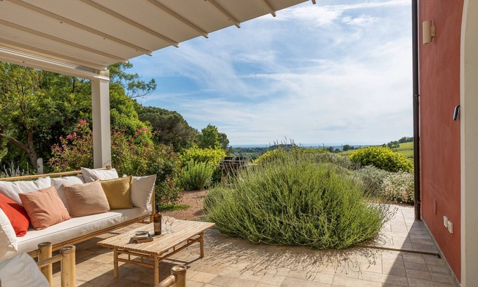 Riparbella Apartment | Apartment 'Podere Terraviva - Apt Mimosa' with Sea View, Shared Pool and Wi-Fi