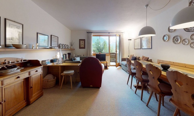 Samedan Apartment | Apartment Pradè - 4.5-Room Apartment with Terrace