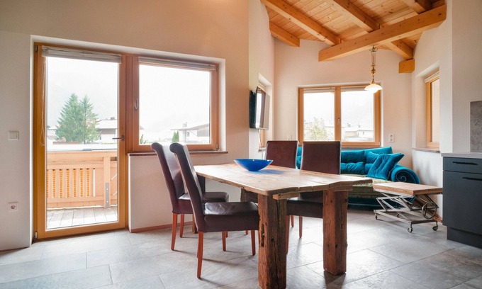 Achenkirch Apartment | Apartment 'Resi' with Balcony and Wi-Fi