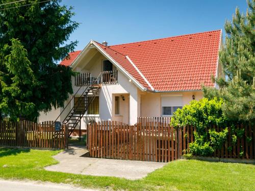 Balatonszemes Apartment | Apartment Scarlett 1 by Interhome