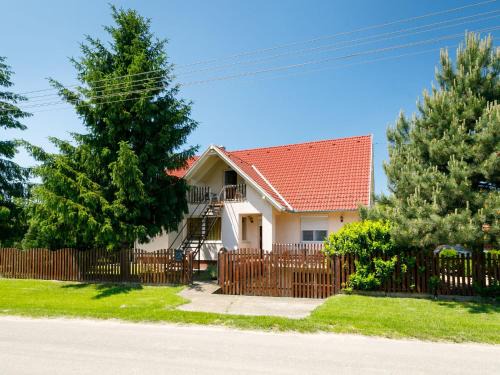 Balatonszemes Apartment | Apartment Scarlett 2 by Interhome
