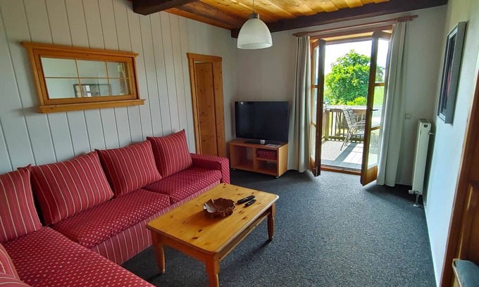 Fleckl House | Apartment "Schneeberg" – 2-4 Guests