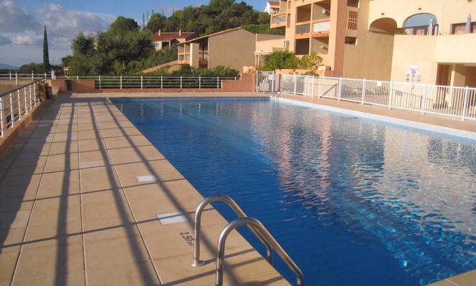 La Croix-Valmer Apartment | Apartment 'Sylvabelle' with Sea View, Shared Pool and Private Terrace
