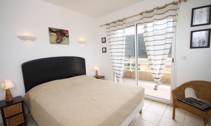 Tizzano Apartment | Apartment T4 - Sea view in small residence