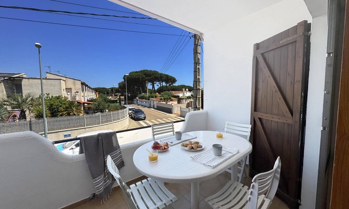 L'Escala Apartment | Apartment to Enjoy a Family Vacation on the Costa Brava