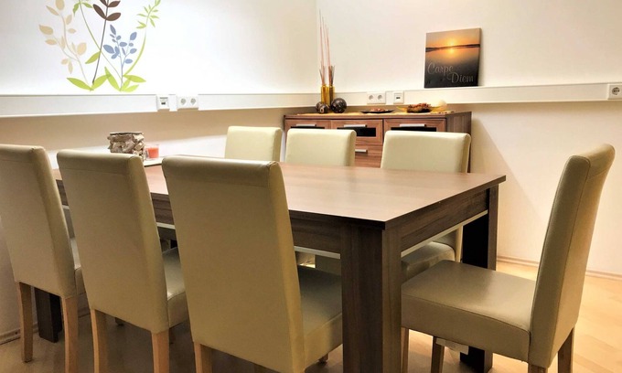 Rottenbach Apartment | Apartment Wahl - Apartment for up to 8 people with WIFI and garden