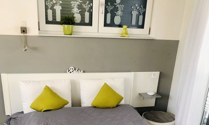 Kaiserslautern Apartment | Apartment with its own terrace and free parking space