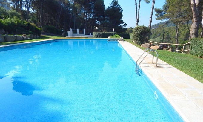 Tamariu Apartment | Apartment with pool on the beach of Tamariu