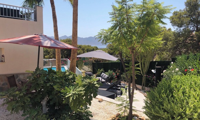 Los Puertos Apartment | Apartment with private pool and 120m² of terraces. Quiet, close to beaches.