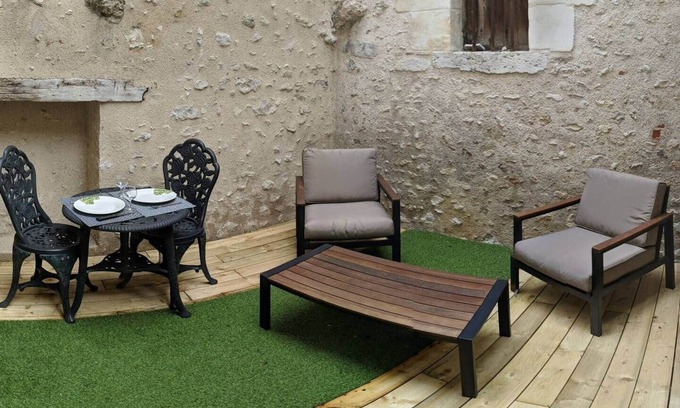 Blois Apartment | Apartment with private courtyard in the heart of Blois 2