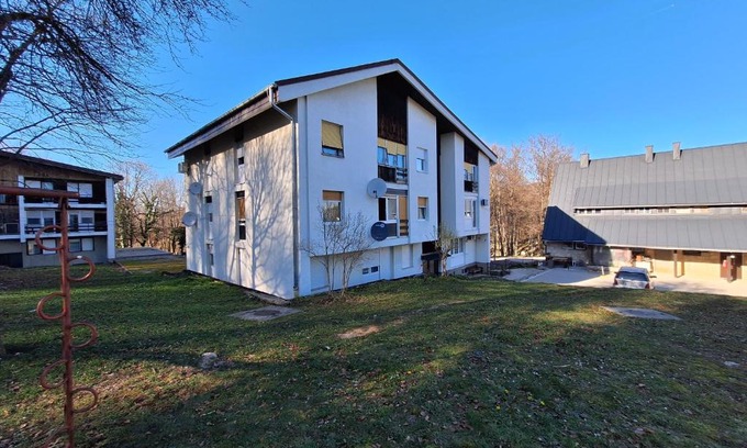 Mukinje Apartment | Apartment Yoya