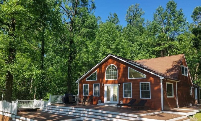 Linden Cabin | Appalachian Estates Cabin