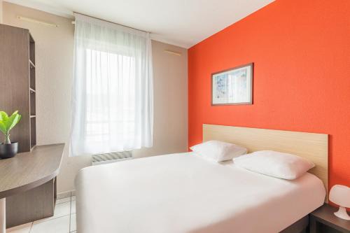 9th Arrondissement Apartment | Appart'City Classic Lyon Vaise St Cyr
