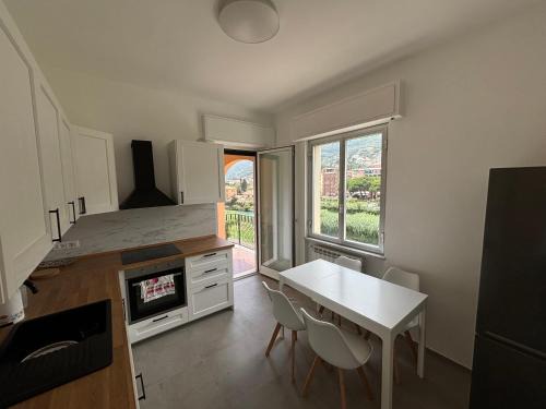 Marina di Andora Apartment | Appartamento Delfino