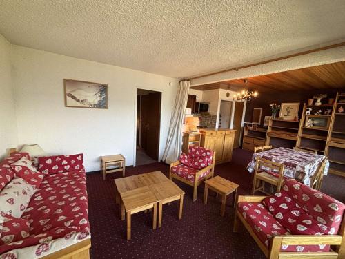 Auris Apartment | Appartement 2 pièces cabine au pied des pistes avec ascenseur - Auris en Oisans - FR-1-297-345