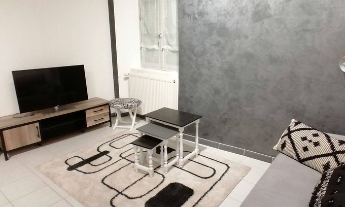 Allassac Apartment | Appartement au Coeur D'un Village de Charme en Corrèze