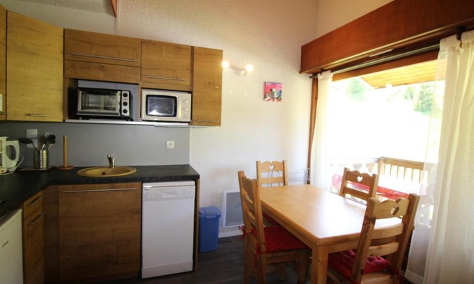 Auris Apartment | Appartement Auris, 1 pièce, 4 personnes - FR-1-297-149