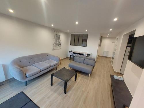 Rueil-Malmaison House | Appartement avec terrasse dans la verdure