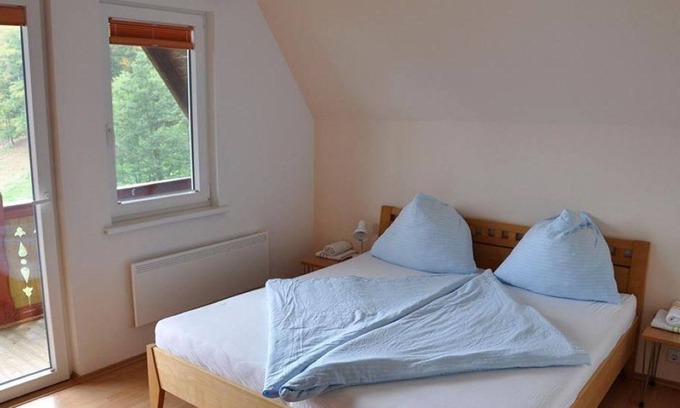 Spittal an der Drau House | Appartement »buchwald« im Haupthaus - Laggerhof Direkt am Südufer des Millstätter Sees