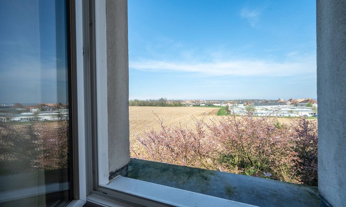 Magny-le-Hongre Apartment | Appartement Crescentia - Welkeys