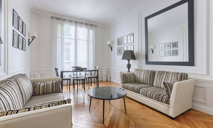 Quartier des Invalides Apartment | Appartement de Luxe sur les Invalides