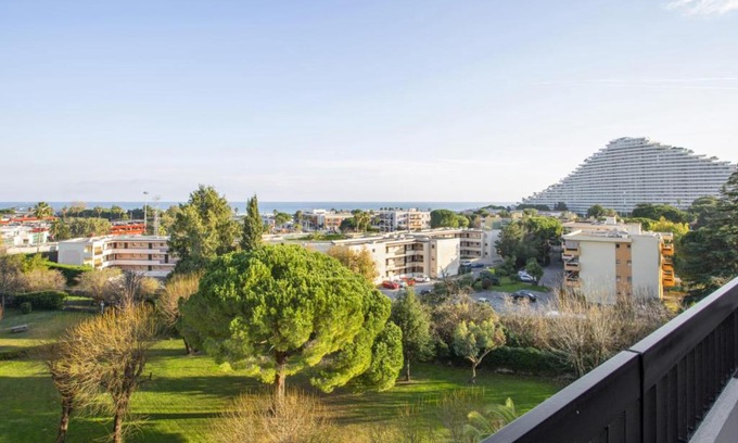 Villeneuve-Loubet Apartment | Appartement Panorama - Welkeys