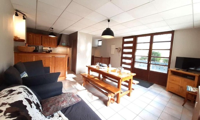 Vignec Apartment | Appartement Souplex T4 à Vignec - 7 pers, 80m², Terrasse, Équipé, Proche Activités - FR-1-457-329