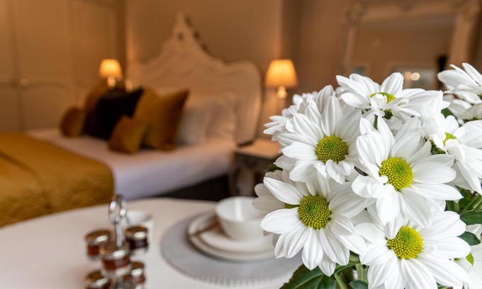 Tavistock Bed & Breakfast | Apple Tree Bed and Breakfast