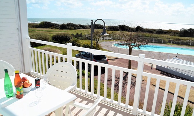 Chateau-d'Olonne Apartment | APPT C103- Apt Waterfront, 2 heated pools, family residence