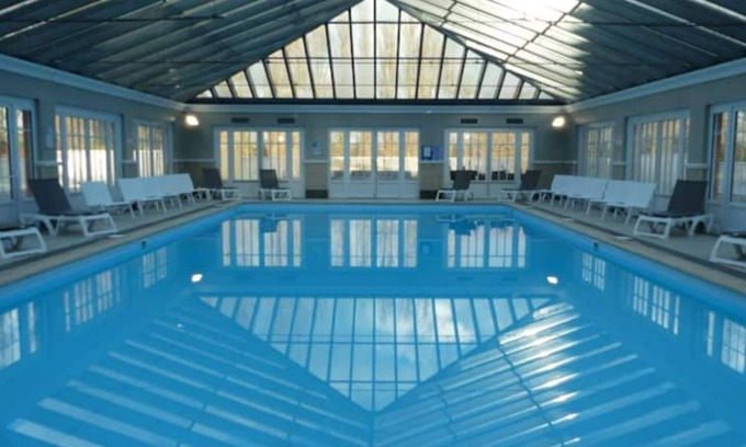 Le Touquet-Paris-Plage Apartment | Apt 4 pers swimming pool, parking/bed linen and toiletries, beds made before arrival