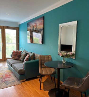 Norwich Apartment | Apt 7 Cathedral & River view