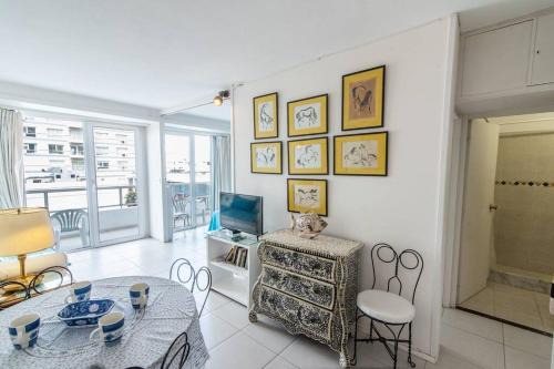 Punta del Este Apartment | Apto cómodo y funcional, en la mejor ubicación! Puerto y playas a pie.