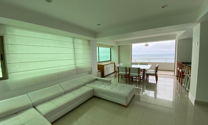 Salinas Apartment | Aquamira bachelor pad Salinas