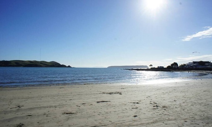 Plimmerton Bed & Breakfast | Aquavilla - in the heart of Plimmerton