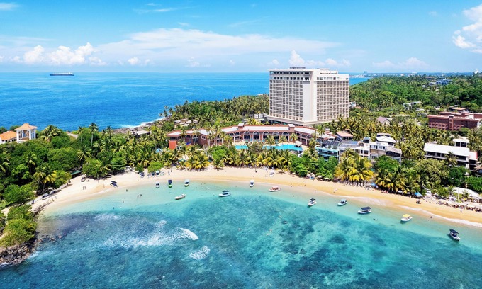 Unawatuna Resort | Araliya Beach Resort & Spa Unawatuna- Where you meet the sea all year
