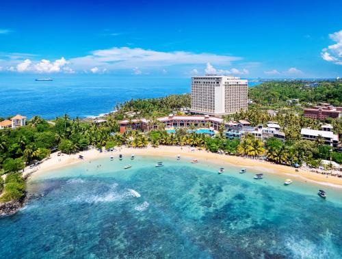 Unawatuna Resort | Araliya Beach Resort & Spa Unawatuna- Where you meet the sea all year