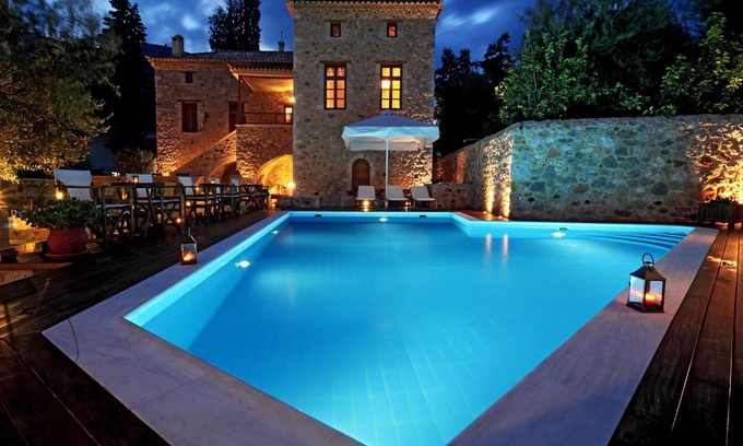 Leonidio Hotel | Archontiko Chioti