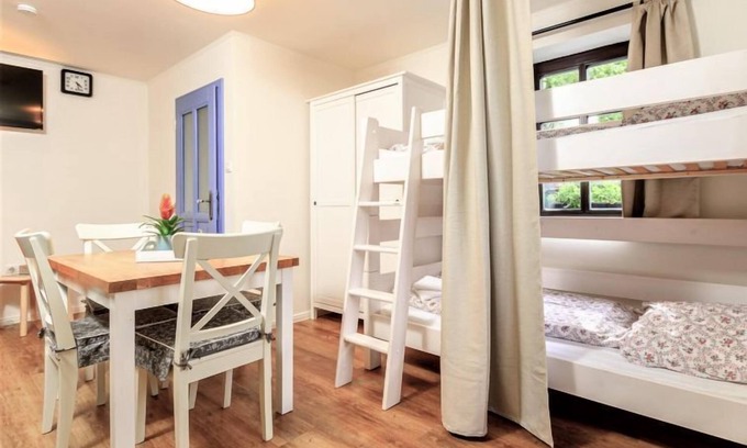 Arnoltice u Decina Apartment | Arnoltice 11 Deluxe by Interhome