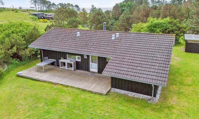 Knebel House | "Arntraud" - 250m from the sea by Interhome