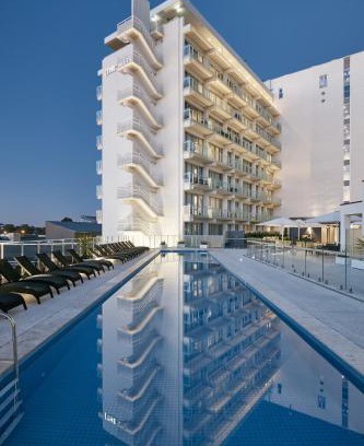 Walkerville Hotel | Art Series - The Watson