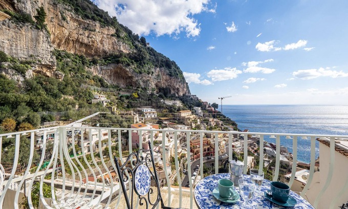 Liparlati House | Artist House in Positano