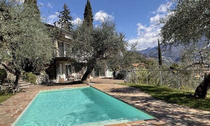 Riva del Garda Apartment | ArtStudio Chic and Wild