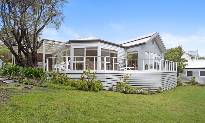 Sorrento House | ASCALON COTTAGE STYLE HOLIDAY RETREAT, SORRENTO