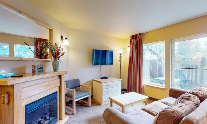 Downtown Leavenworth Apartment | Aspen Suites 505: Enchantment Abode