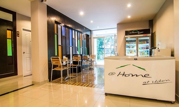 Mak Khaeng Hotel | At Home at Udon